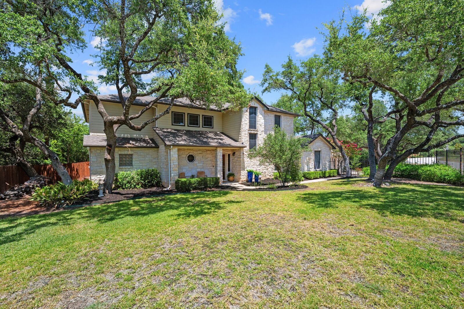 Property Photo:  5002 Weletka Drive  TX 78734 