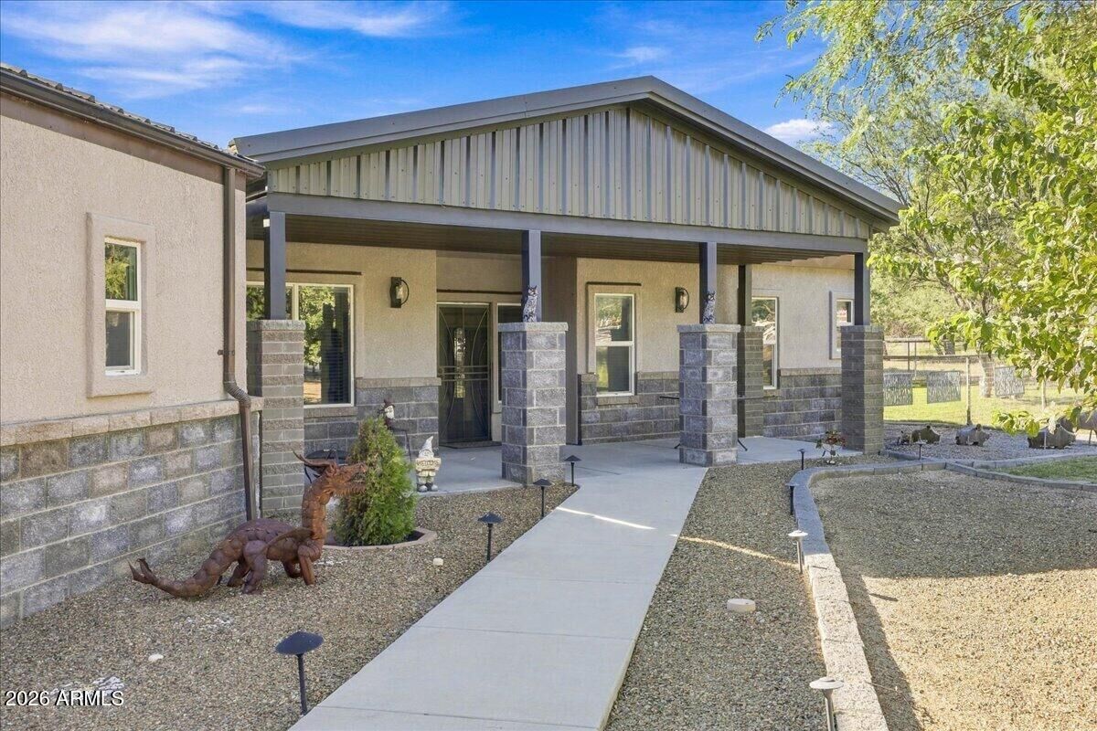 Property Photo:  2332 S Diamond Creek Lane  AZ 86322 