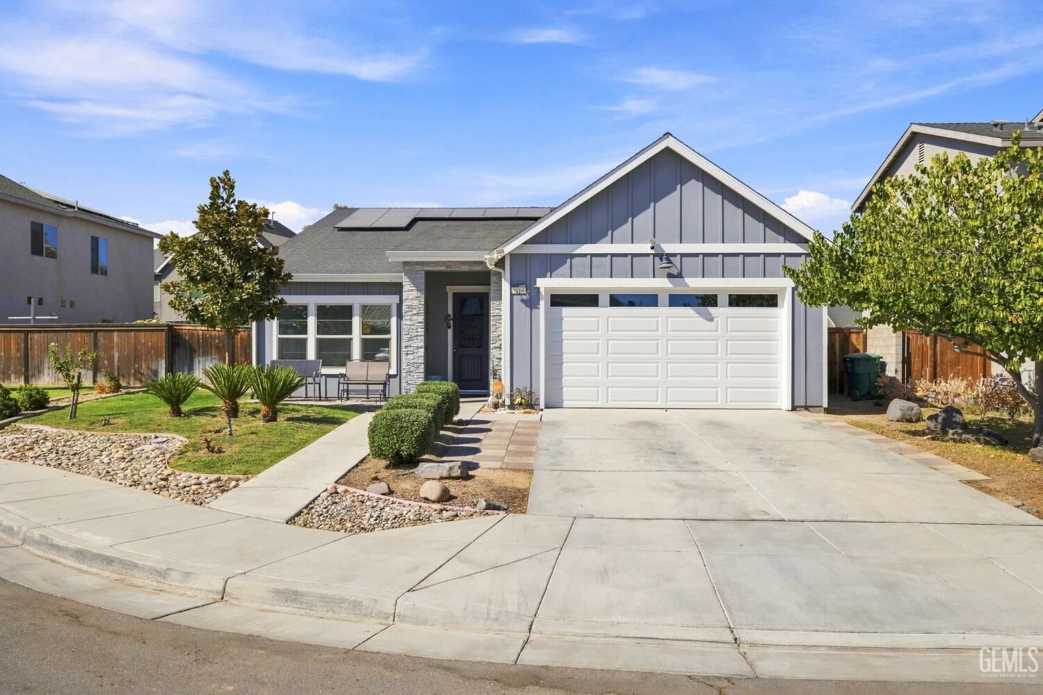 Property Photo: 9104 Woodbrook Drive CA 93263