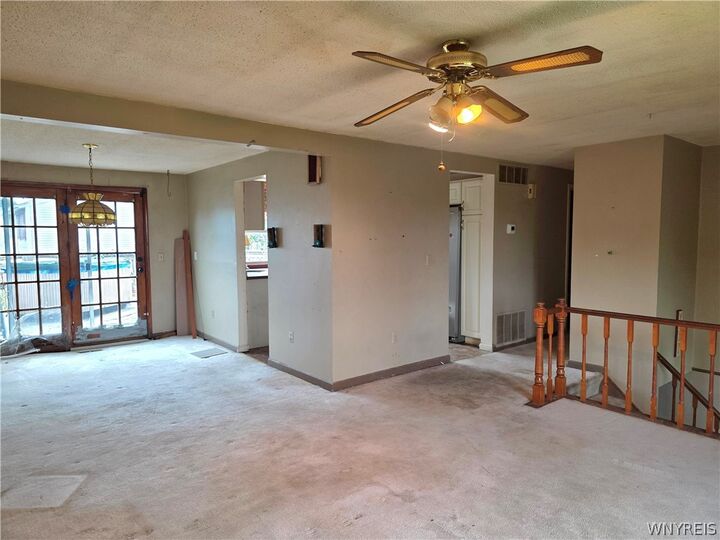 Property Photo:  6568 Royal Parkway N  NY 14094 