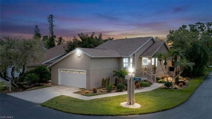 Property Photo: 6661 Rolland Ct FL 33908