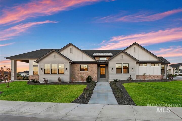 Property Photo: 6879 E Chicken Hawk Loop ID 83686