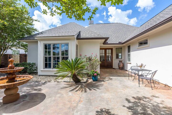 Property Photo: 14524 Oak Path Dr LA 70769