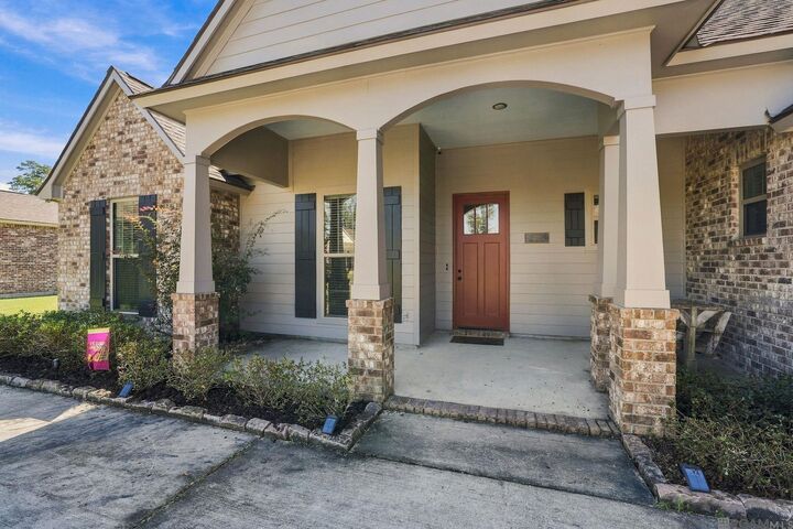 Property Photo:  9846 Cane Mill Rd  LA 70726 