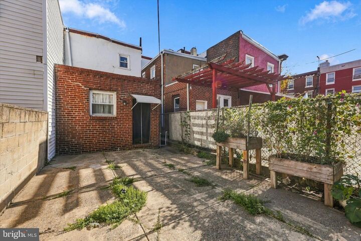 Property Photo:  2430 E Dauphin Street  PA 19125 