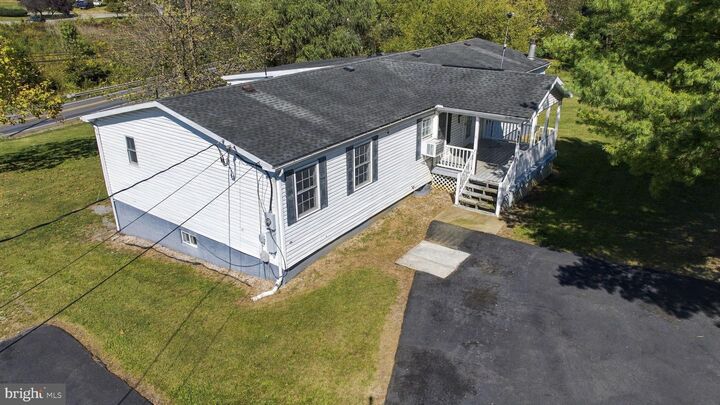 Property Photo: 113 Chris Drive WV 25404