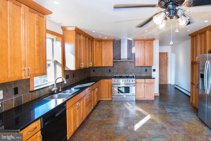 Property Photo:  182 Level Road  PA 19426 