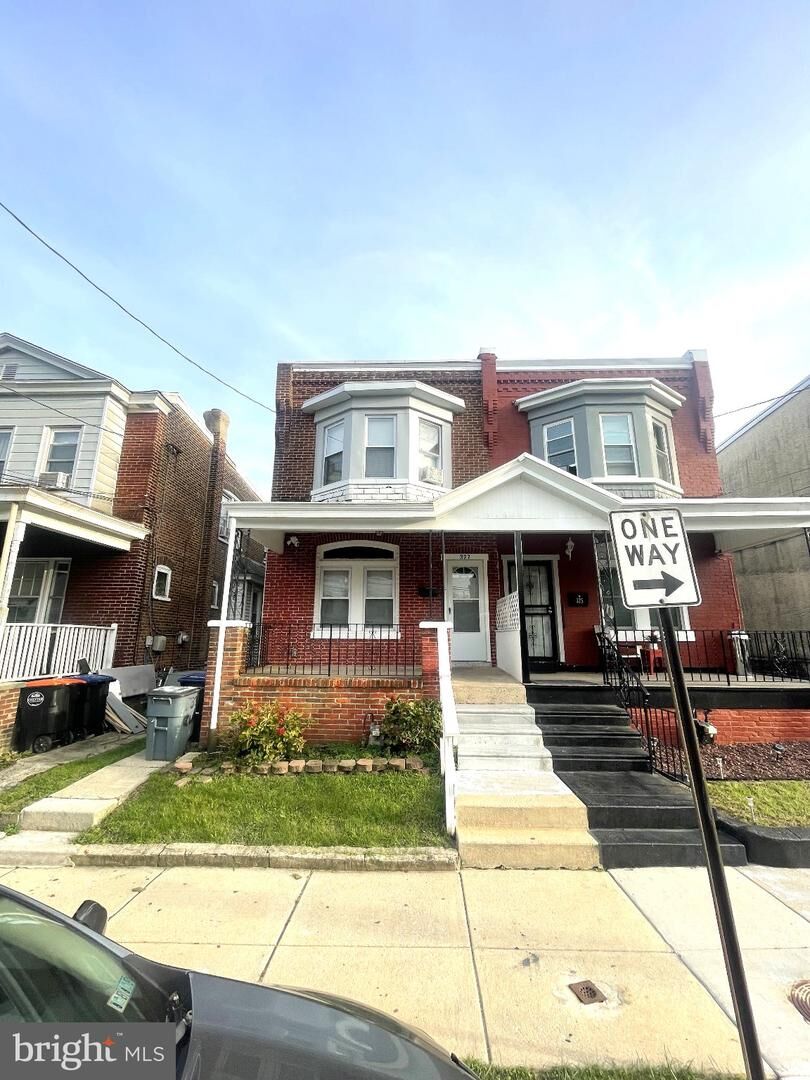 Property Photo:  327 E 20th Street  PA 19013 