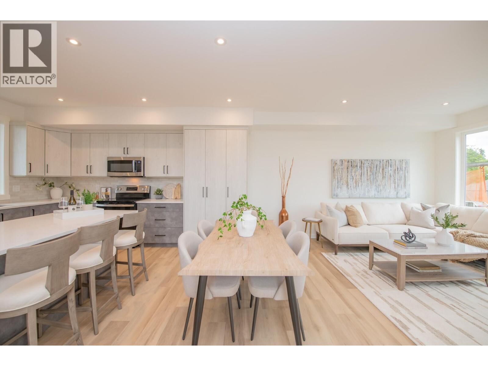 Property Photo:  3602 Pleasant Valley Road 6  BC V1T 4L6 