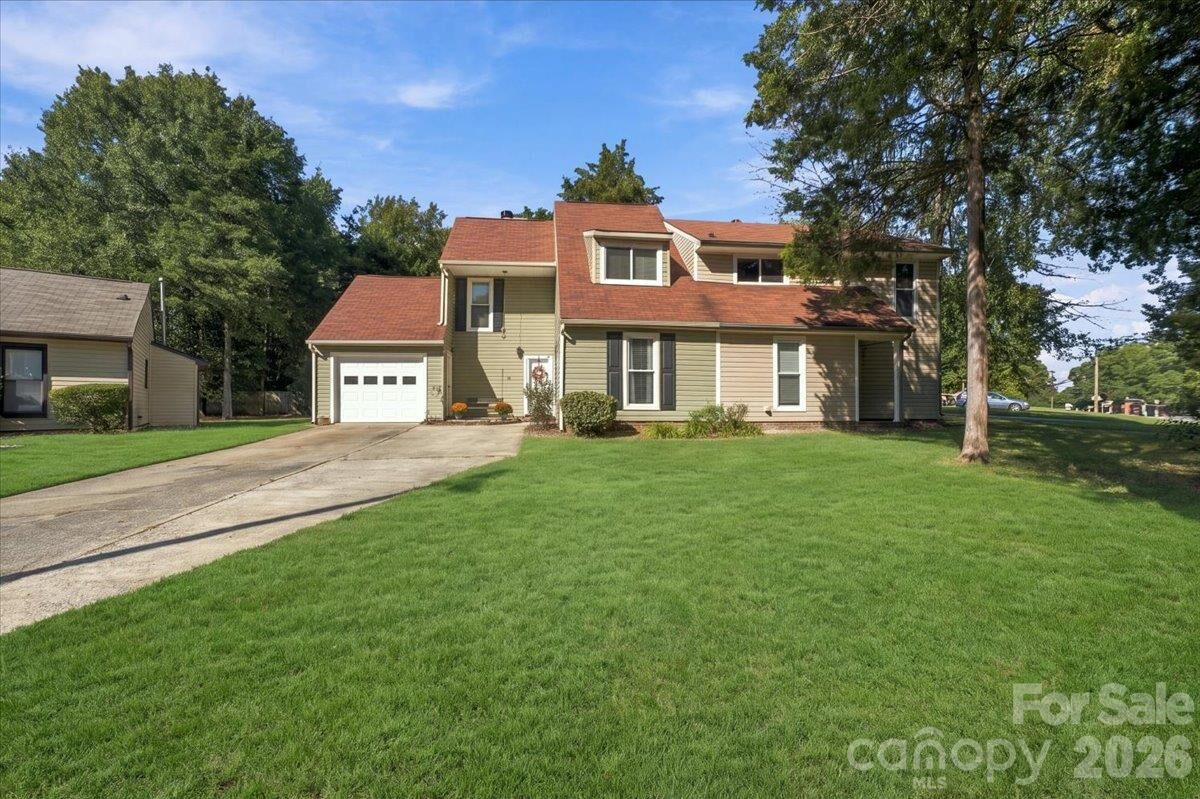 Property Photo:  10905 Rail Tye Place  NC 28134 