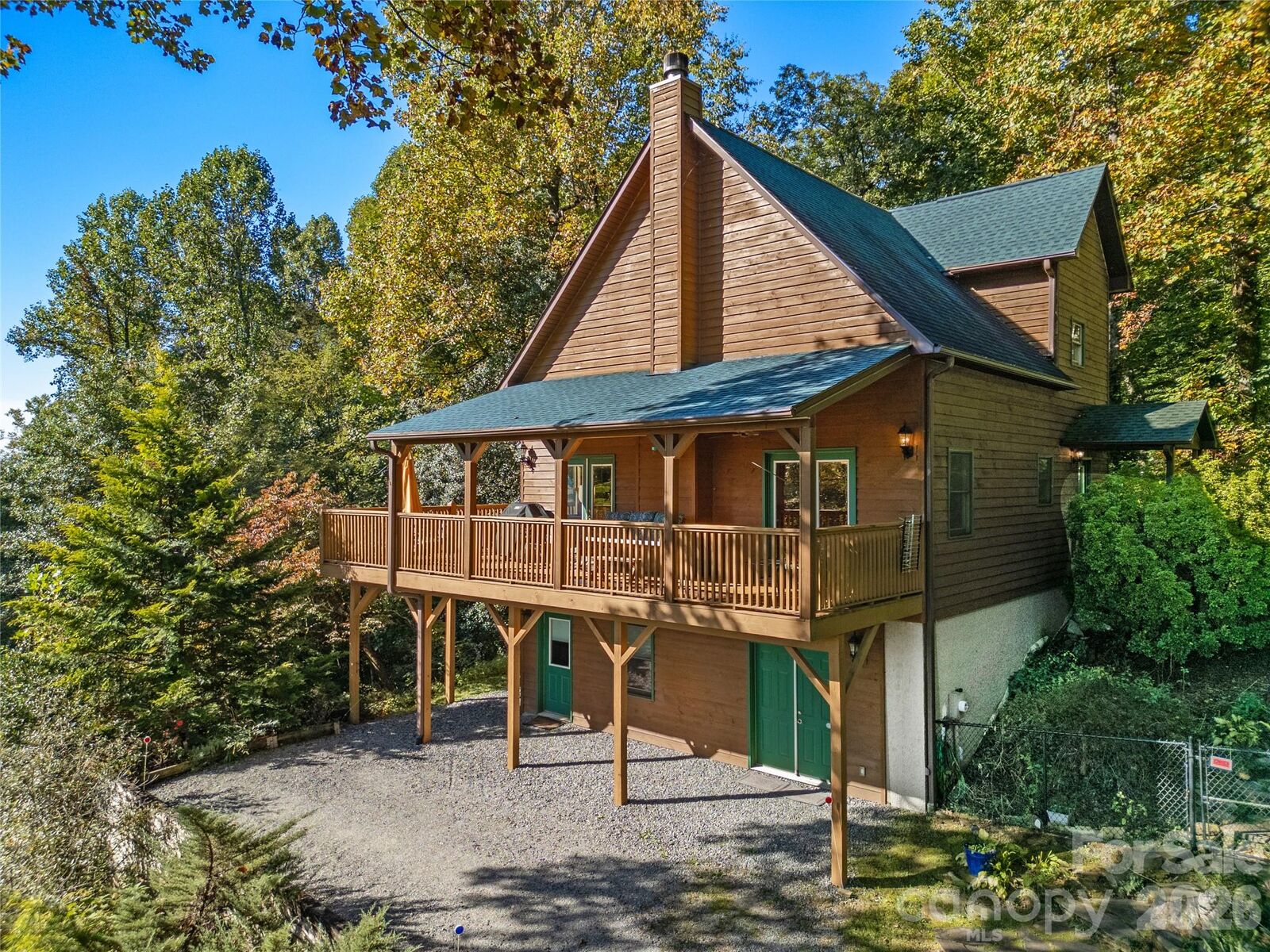 Property Photo:  373 Lynn Crest Drive  NC 28712 