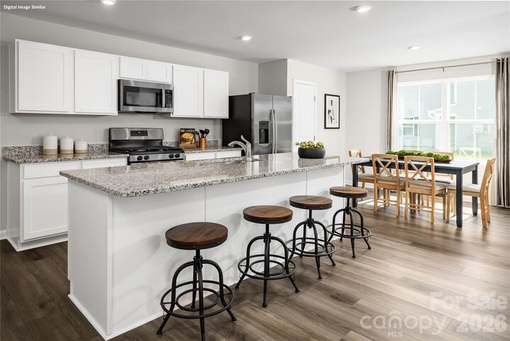 Property Photo: 4018 Sunset Creek Drive NC 28216