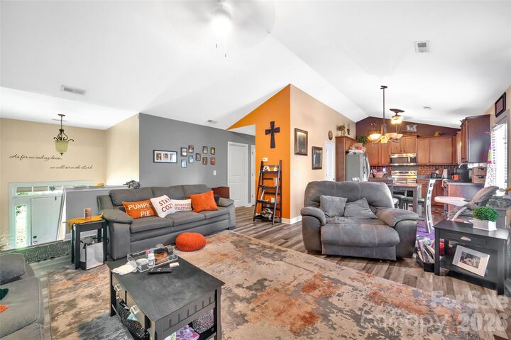 Property Photo:  392 Lone Tree Lane  SC 29710 