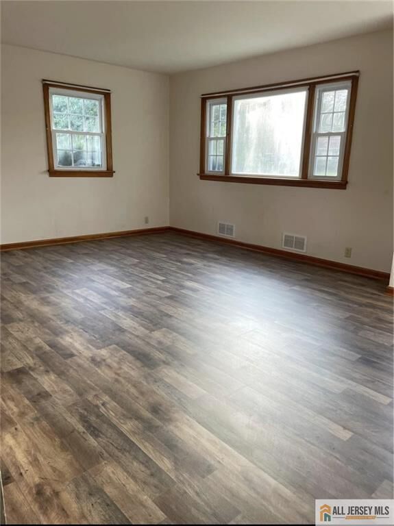 Property Photo: 1601 W 7th Street NJ 08854