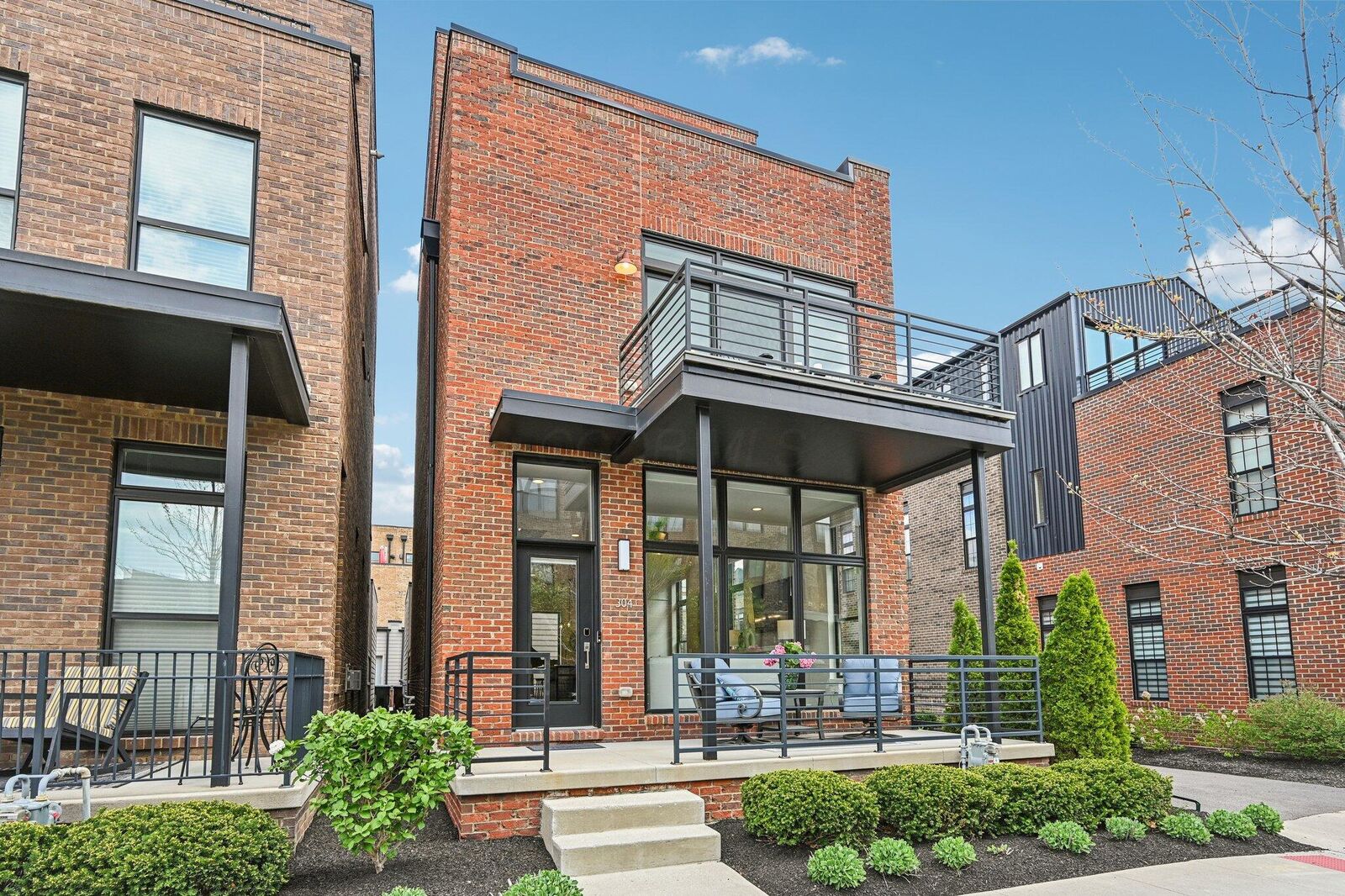 Property Photo: 304 Cornelius Street OH 43215