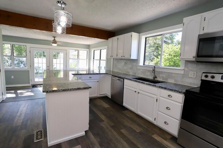 Property Photo:  111 Campbell Street  OH 43015 