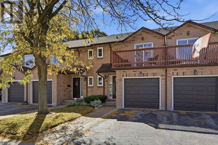 Property Photo:  14 Brucedale Avenue East 10  ON L9A 1M8 