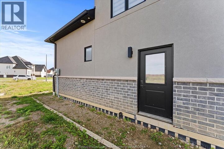 Property Photo: 4416 Belmont Avenue Lower ON N0P 1J0