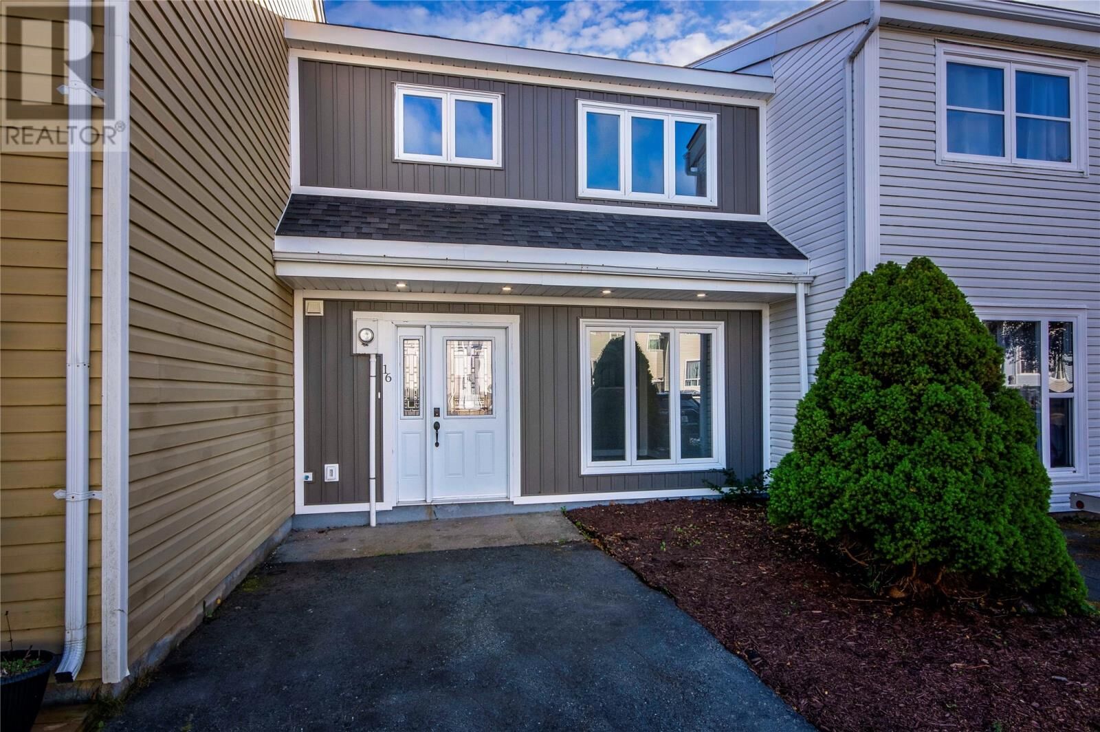 Property Photo:  16 Woodford Drive  NL A1N 2R5 