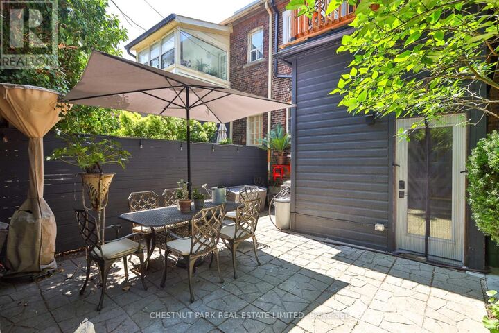 Property Photo: 95 Parkside Drive Rear ON M6R 2Y8