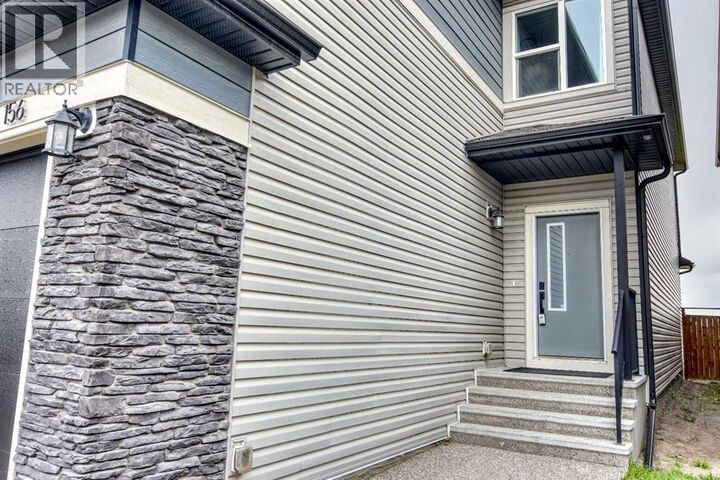 Property Photo:  156 Savanna Way Northeast  AB T3J 0Z9 
