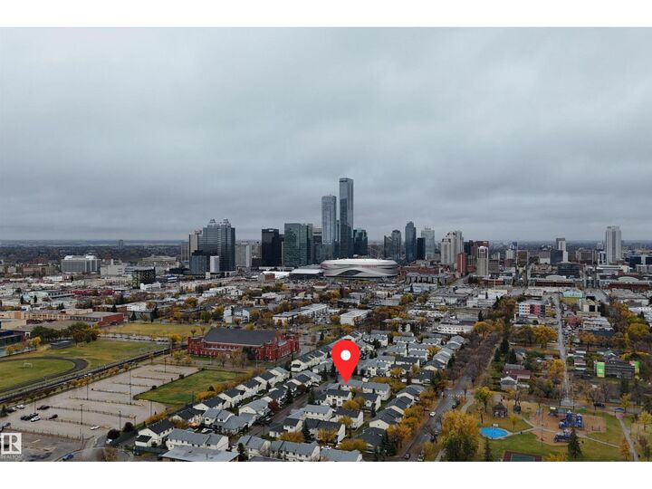 Property Photo:  #85 10909 106 St NW  AB T5H 4M7 