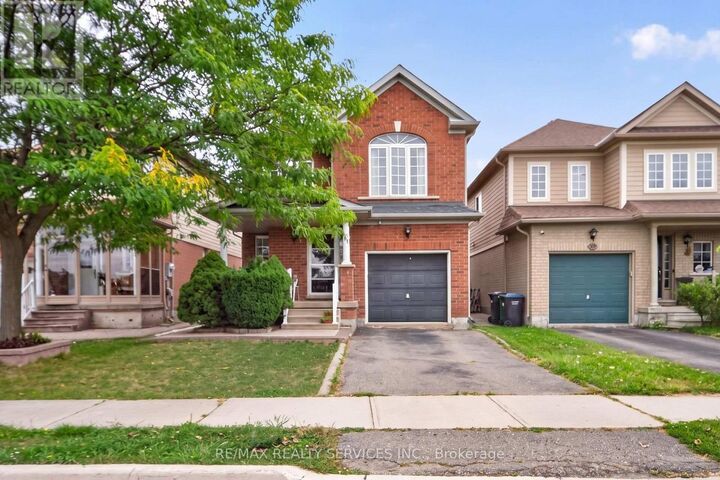 Property Photo: 26 Peachleaf Crescent South ON L7A 2B2