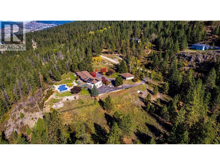 Photo de la propriété:  3200 Greenwood Road  BC V1B 4G5 