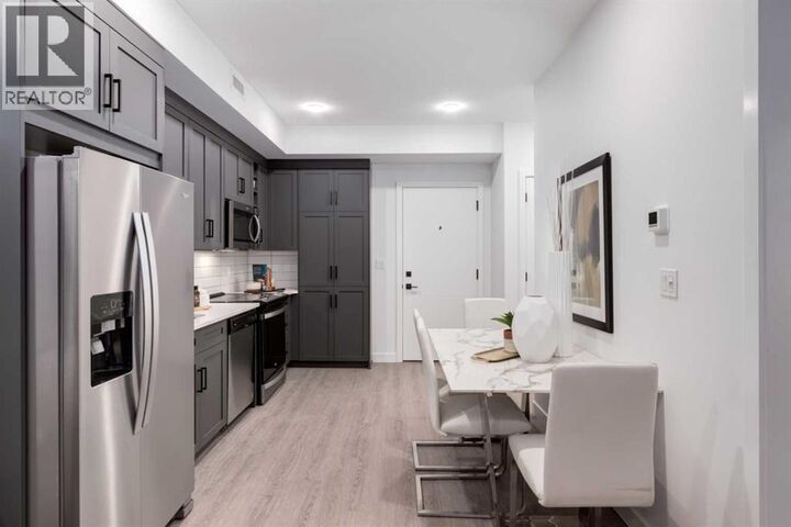 Property Photo:  3107 Warren Street Northwest  AB T3B 6N7 