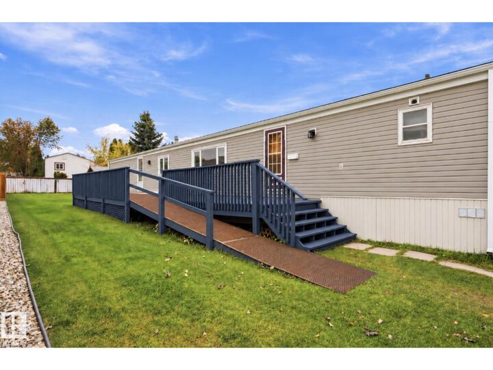 Property Photo: 2664 Lakeview Dr NW AB T5S 1T7