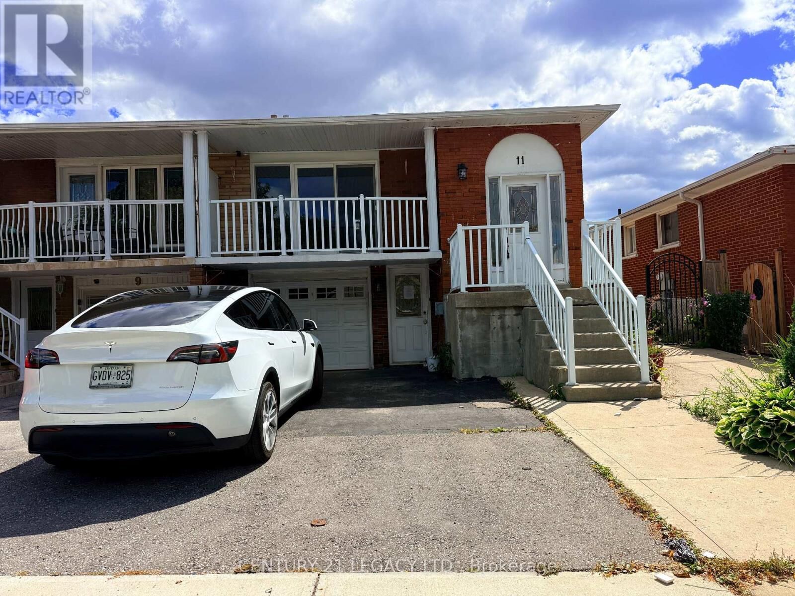 Property Photo: 11 Tolton Drive ON L6V 2P9