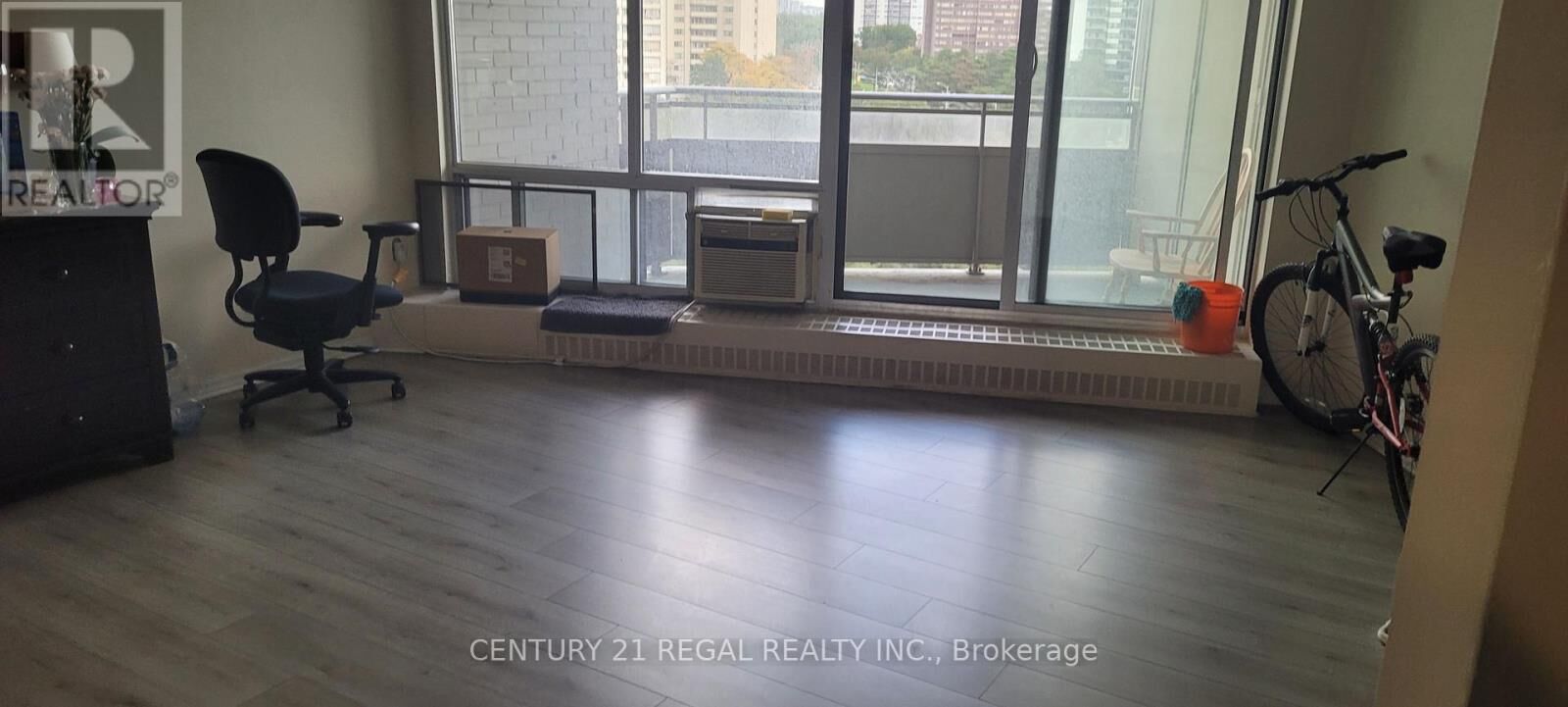 Property Photo: 380 Dixon Road 804 ON M9R 1T3