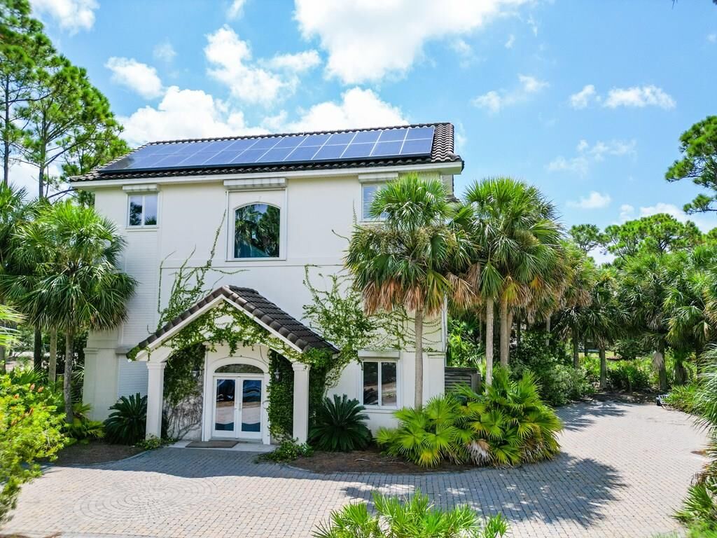 Property Photo:  2052 Whelk Way  FL 32328 