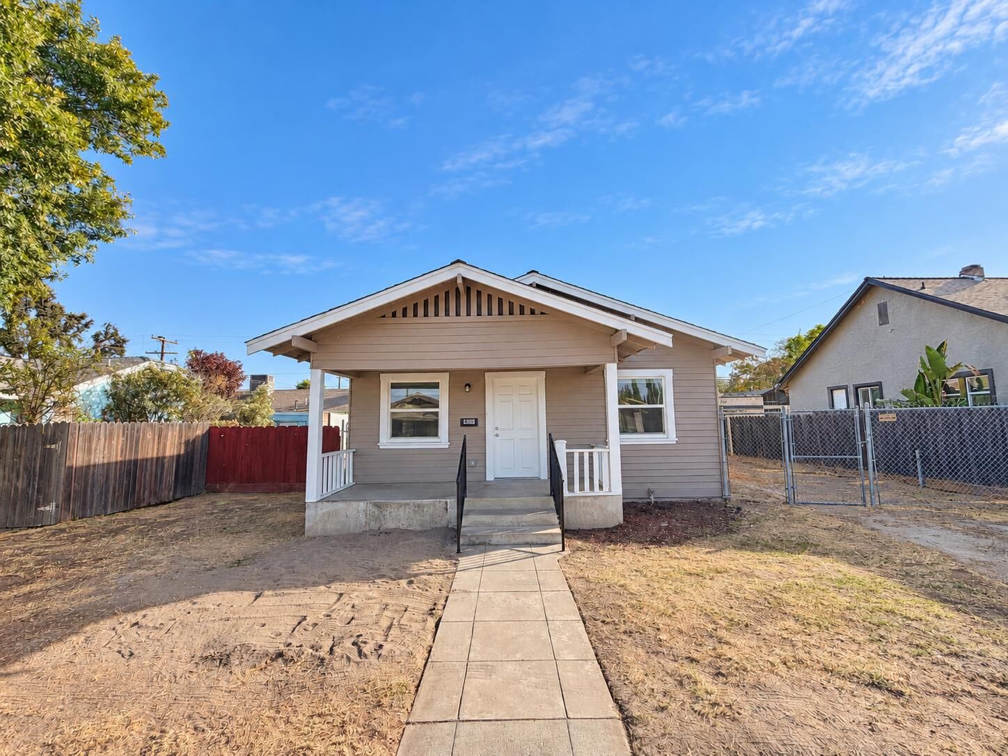 Property Photo: 415 W Florinda Street CA 93230