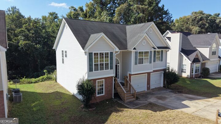 Property Photo: 626 Sycamore Drive GA 30238