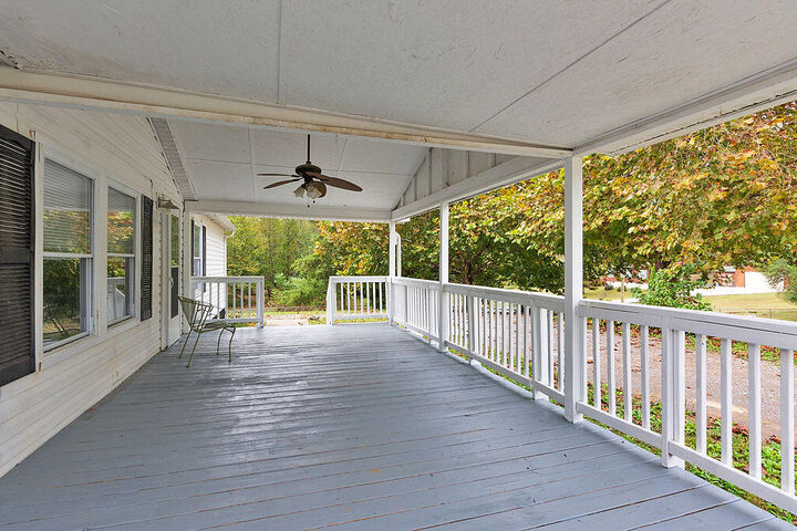 Property Photo:  170 Hallie Lane  TN 37397 