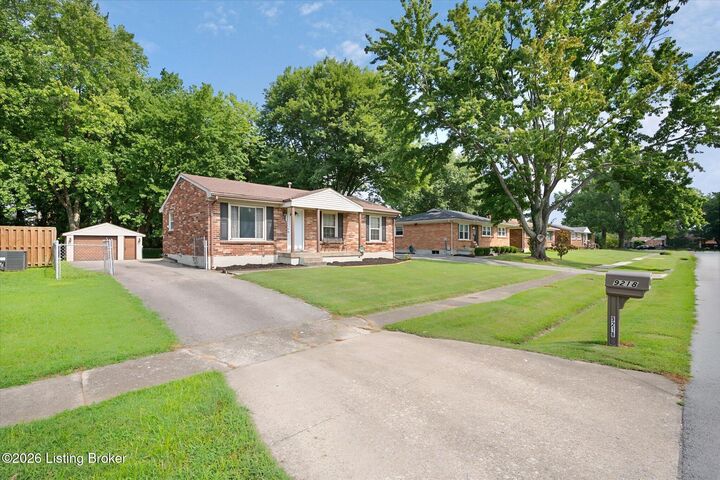 Property Photo:  9218 Pagoda Dr  KY 40229 