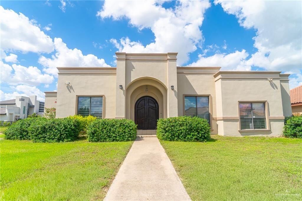 Property Photo: 3914 Tierra Escondida TX 78596