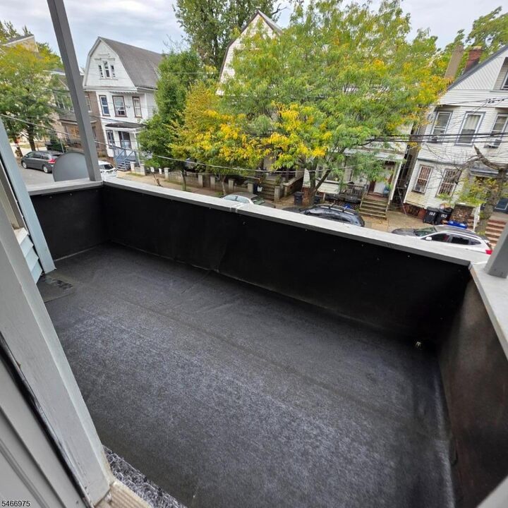 Property Photo: 138 S 10th St 2 NJ 07107