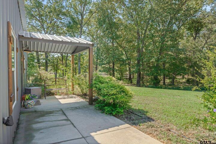 Property Photo:  1143 Vz County Road 4602  TX 75754 