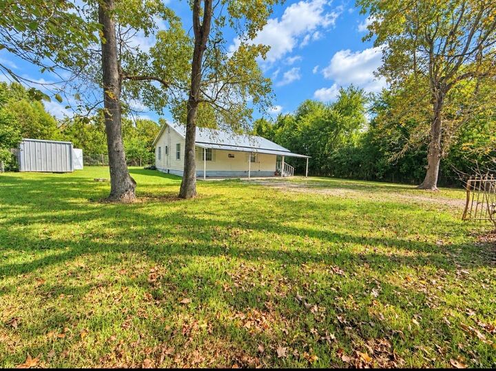 Property Photo: 25414 Wildwood Lane TX 77336