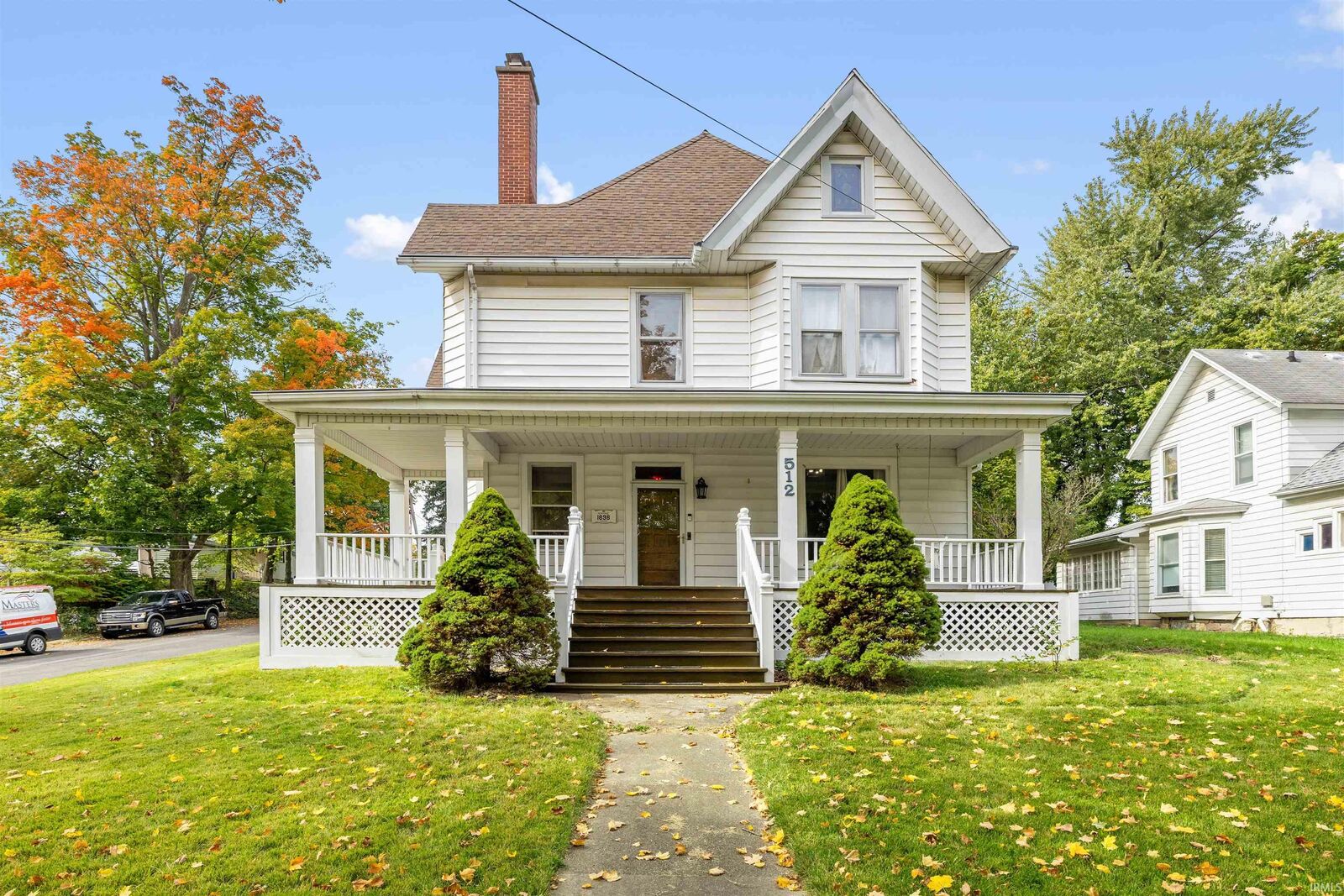 Property Photo: 512 S Wayne Street IN 46703