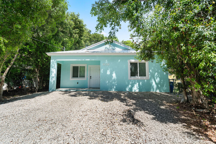 Property Photo: 639 Cabrera Street FL 33037