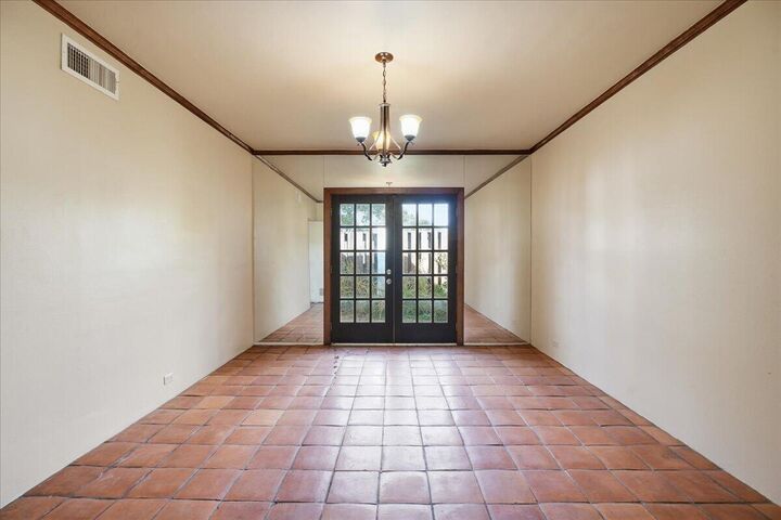 Property Photo:  1713 32nd Street  TX 79411 