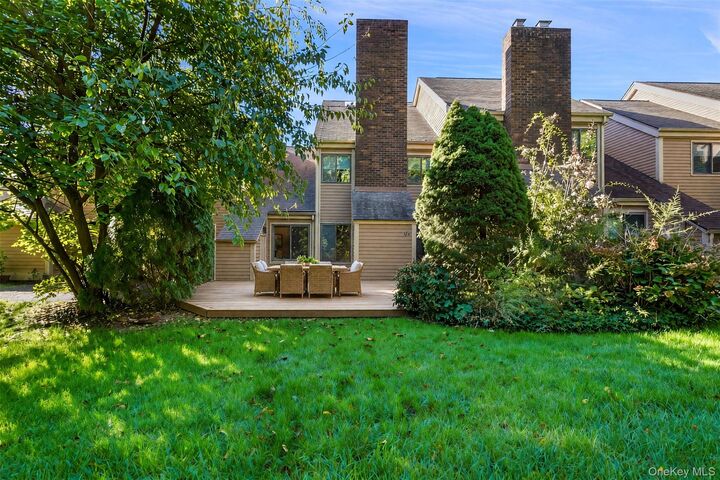 Property Photo: 192 Ivy Hill Crescent NY 10573