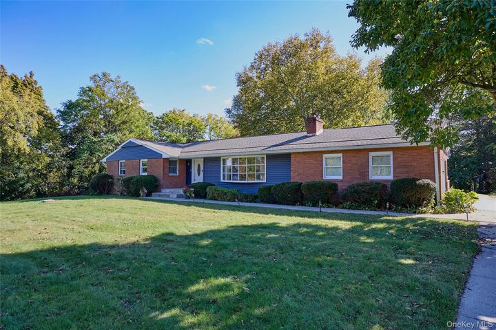 Property Photo:  97 Meadow Hill Road  NY 12550 