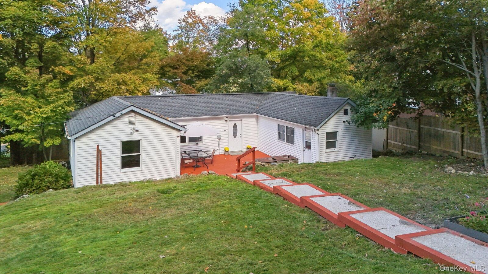 Property Photo:  12 Crest Drive  NY 10541 