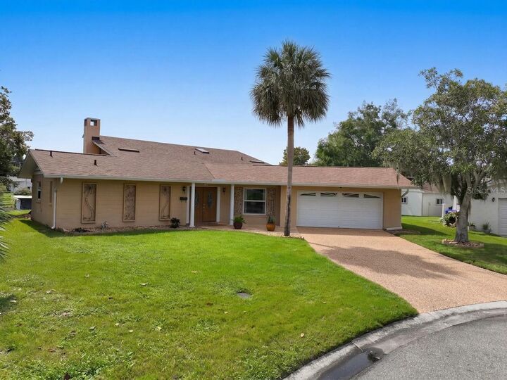Property Photo:  1627 Canal Court  FL 32778 