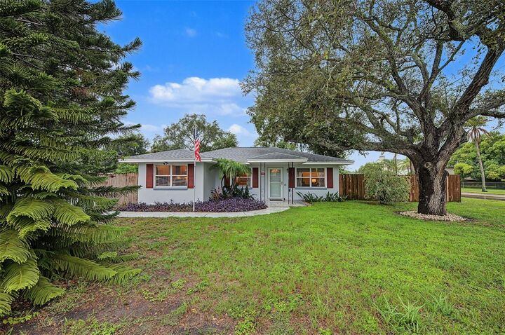 Property Photo:  1402 Nebraska Avenue  FL 34683 