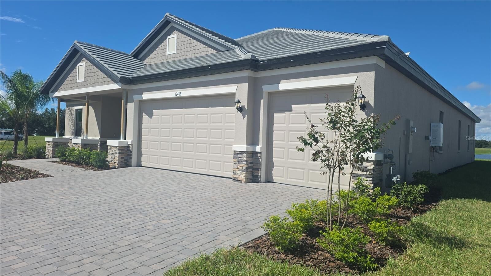 Property Photo: